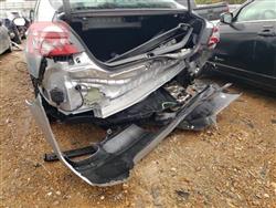 تۆیۆتا کامری